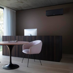 Daikin Emura FTXJ mat crna unutarnja jedinica